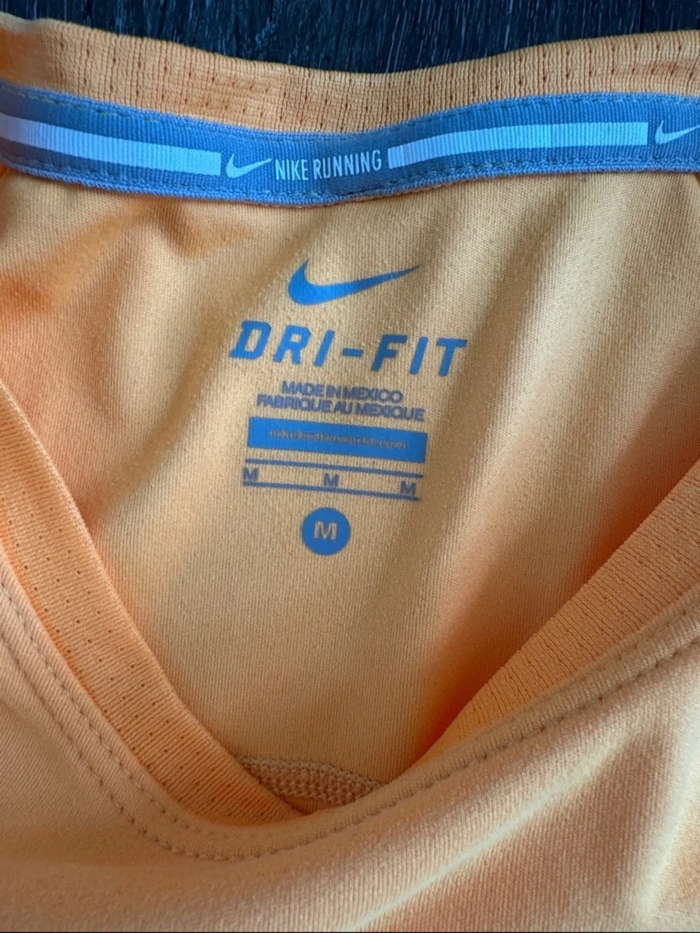 Nike Women's Orange Short Sleeve Dri-FIT Neon Orange Top Size Medium